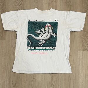 1992 Dolfin Shred Surf Team Graphic white T-Shirt size Large